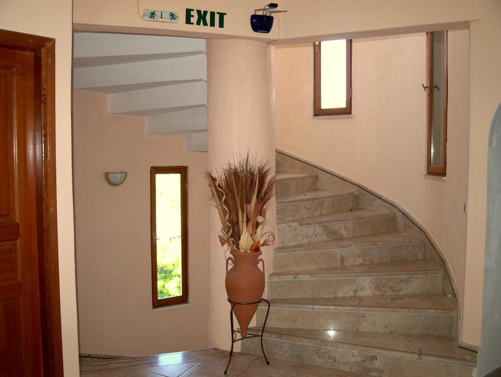 Studios Souropanis Kamena Vourla Bagian luar foto
